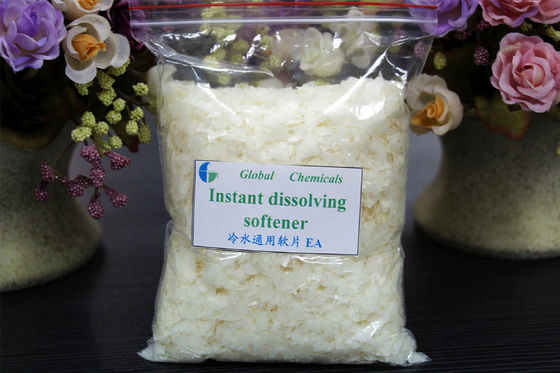 Flakes di ammorbiditore immediatamente dissolvibile EA Valore PH cationico debole 3-5