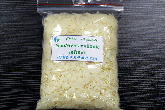 Flakes di ammorbidimento cationico / nononionico deboli per un elevato fabbisogno di colorazione, tonalità e bianchezza